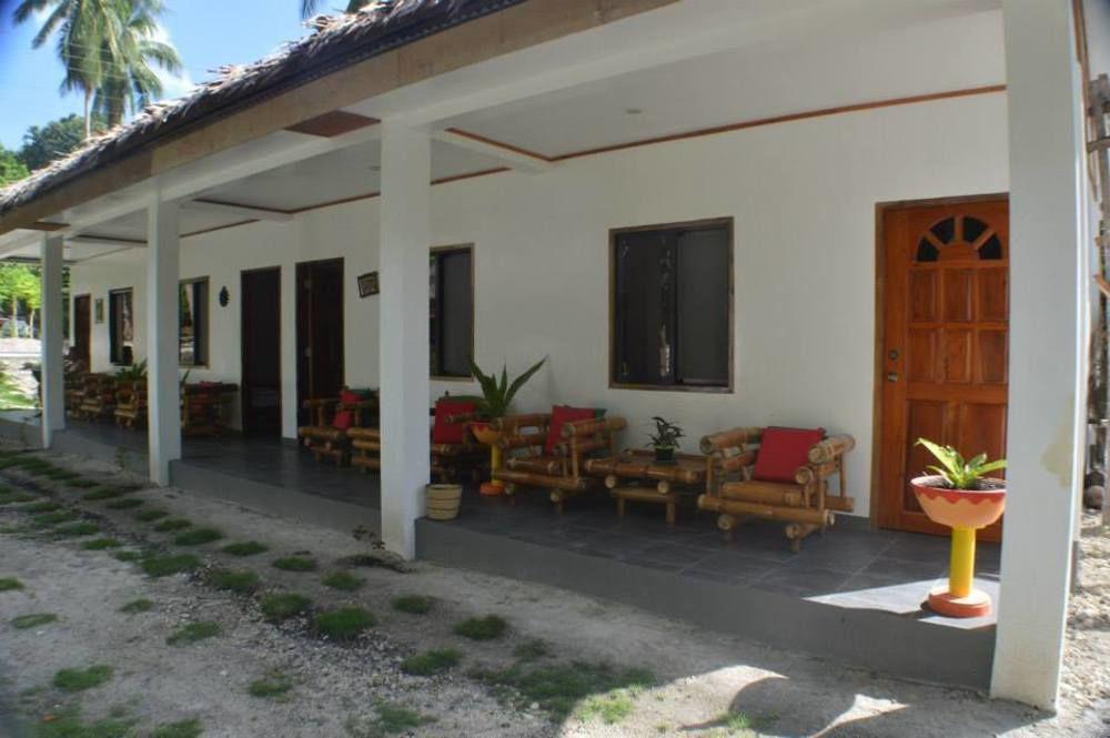 Neptune Diving Resort Santander Exterior photo