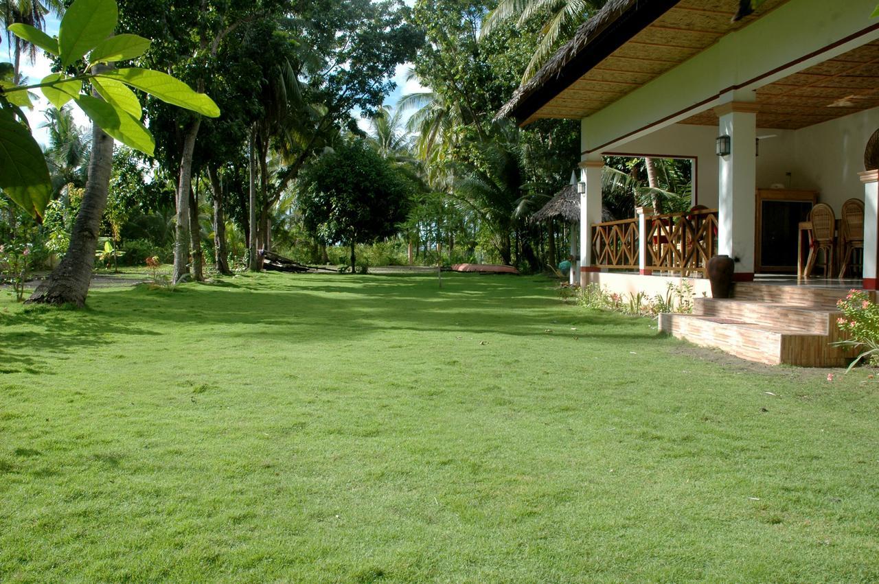 Neptune Diving Resort Santander Exterior photo