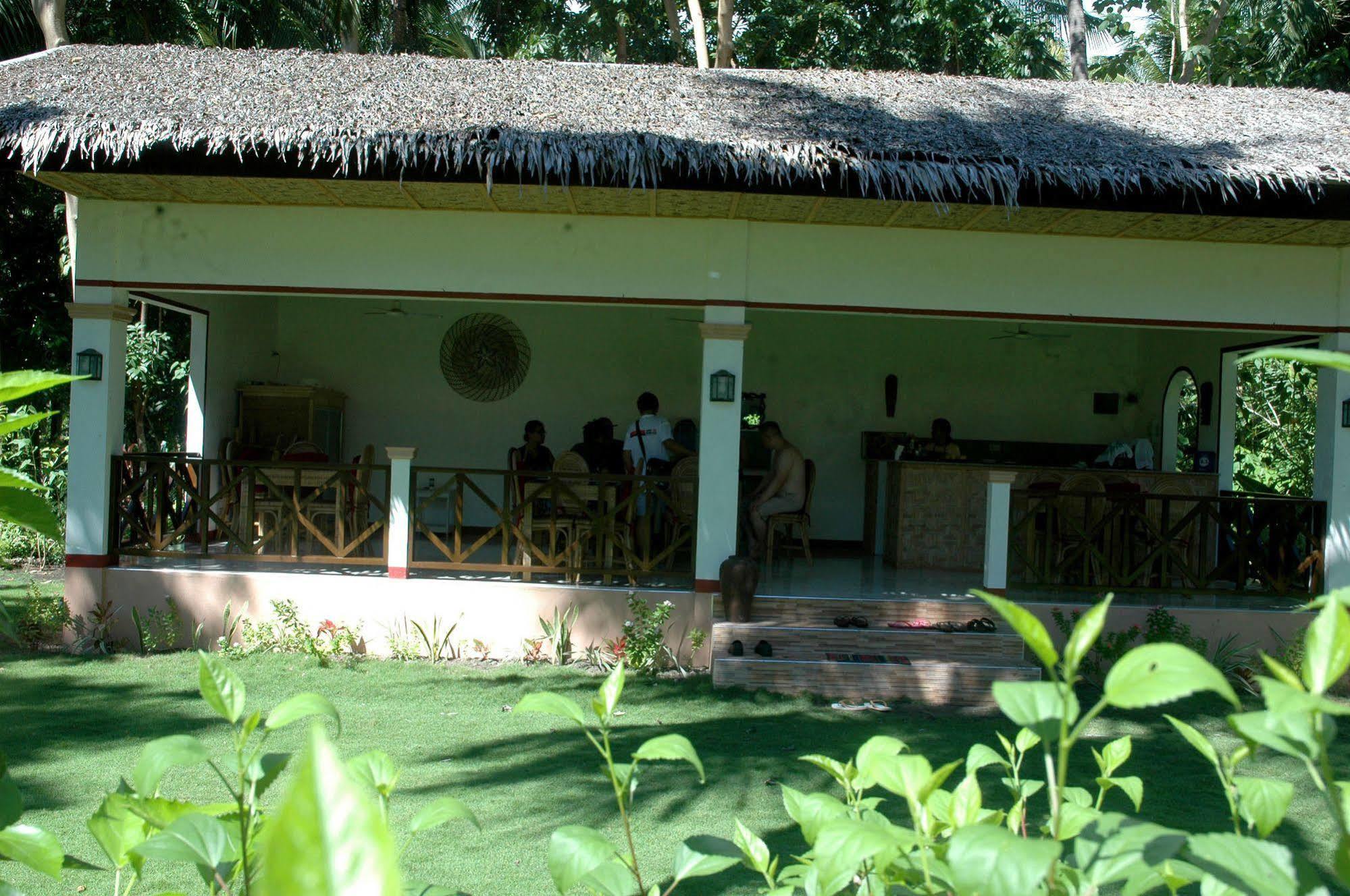 Neptune Diving Resort Santander Exterior photo